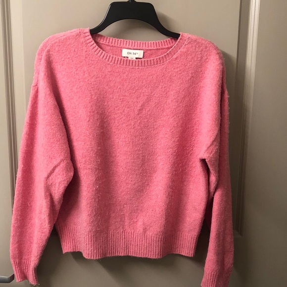 Pink Sweater - Picture 1 of 5